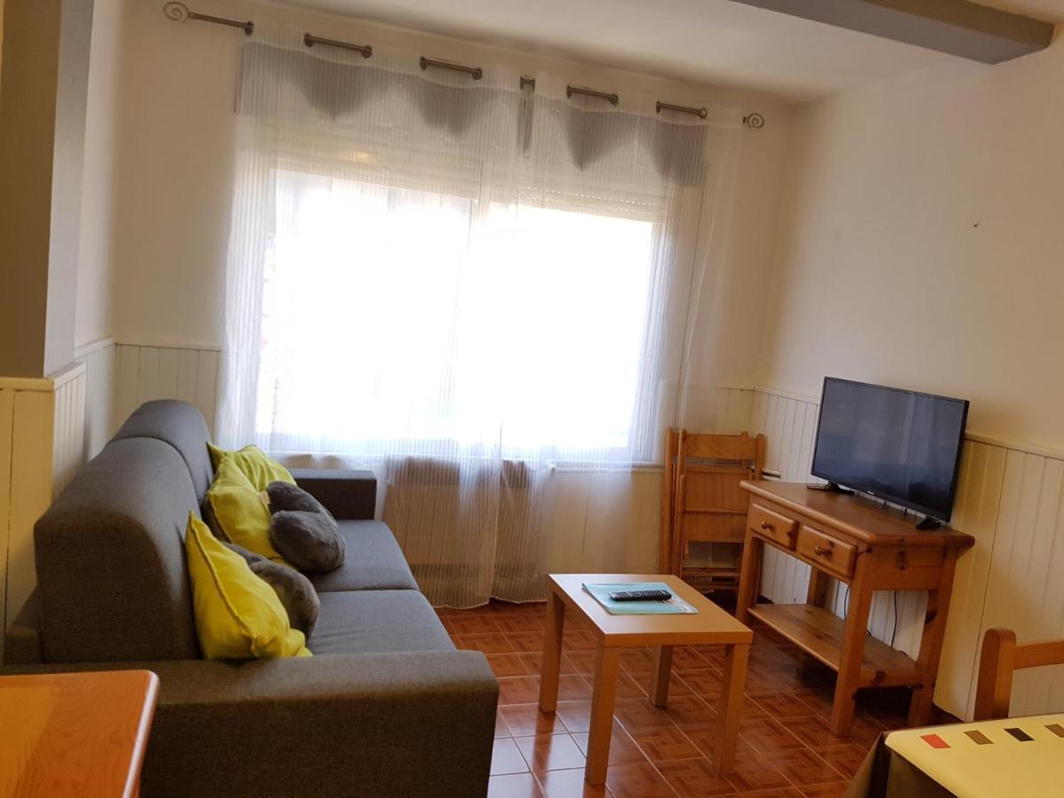 Apartamentos Grifovacances Consuegra 1 Pas De La Casa Bagian luar foto
