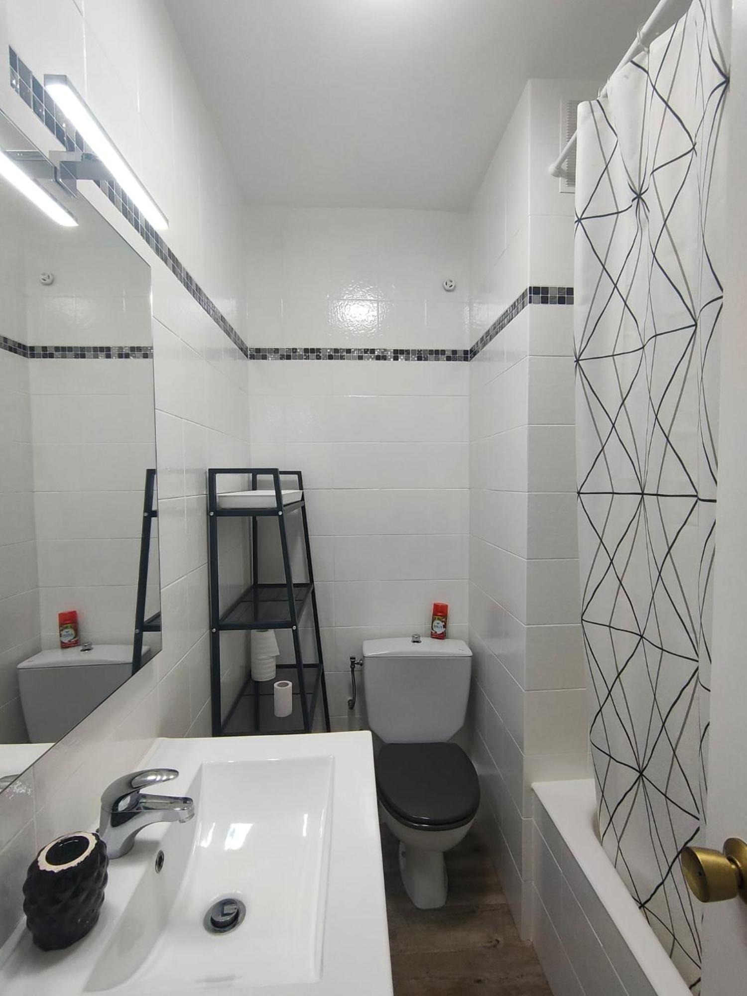 Apartamentos Grifovacances Consuegra 1 Pas De La Casa Bagian luar foto