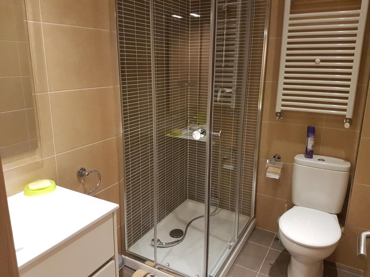 Apartamentos Grifovacances Consuegra 1 Pas De La Casa Bagian luar foto