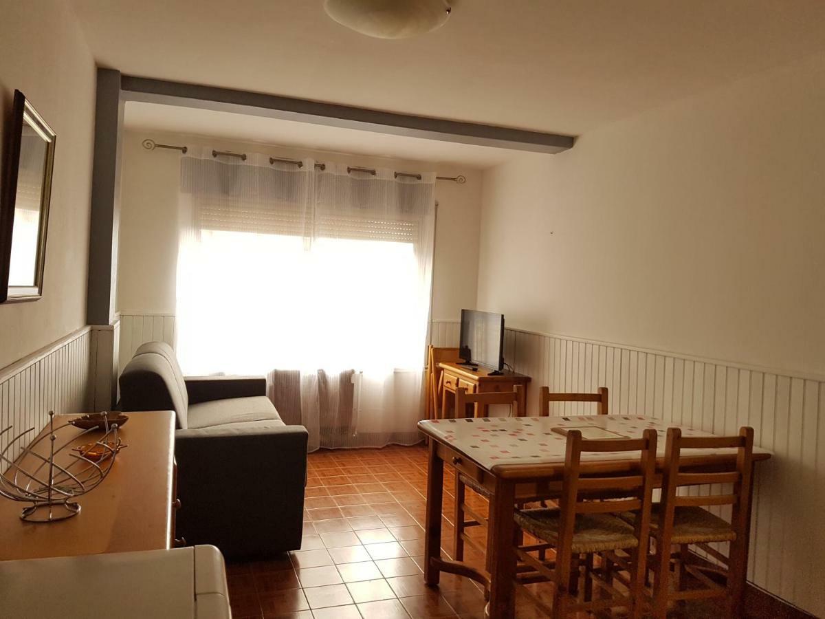 Apartamentos Grifovacances Consuegra 1 Pas De La Casa Bagian luar foto